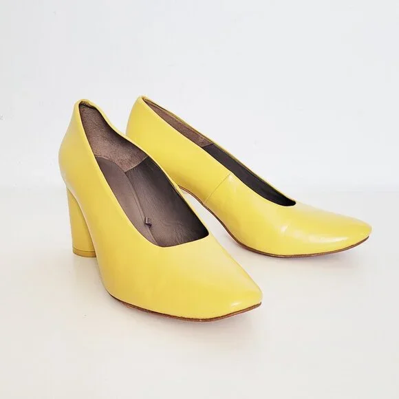 Zara Shoes Zara Round Block Heel Yellow Leather Shoes Pumps